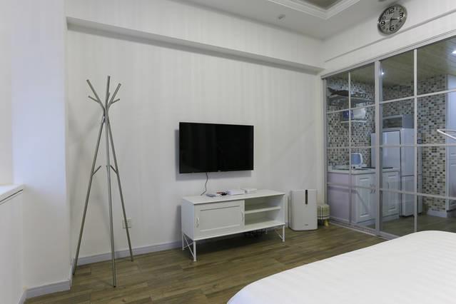Aparthotel E-home Self-service 4*